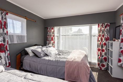 Photo of property in 4 Cranby Crescent, Onekawa, Napier, 4110