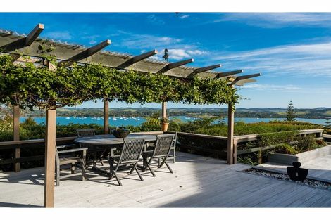 Photo of property in 2 Doves Bay Road, Kerikeri, 0294