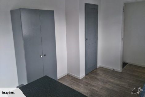 Photo of property in 3 Bryce Place, Kelvin Grove, Palmerston North, 4414