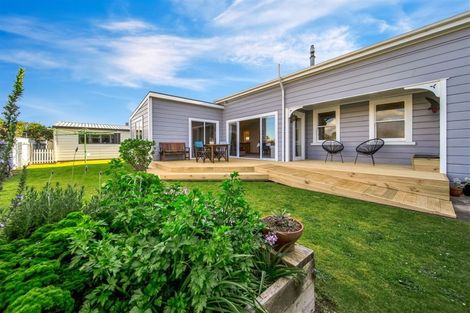 Photo of property in 34 Hunter Street, Hawera, 4610