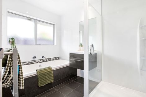 Photo of property in 70a Jeffreys Road, Fendalton, Christchurch, 8052