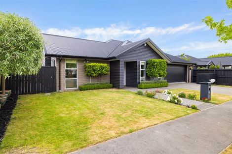 Photo of property in 64 Metehau Street, Marshland, Christchurch, 8083