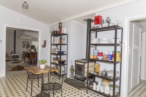 Photo of property in 37 Gordon Street, Dannevirke, 4930