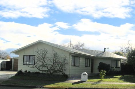 Photo of property in 15 Cormack Place, Greenmeadows, Napier, 4112