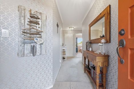 Photo of property in 118 Haukore Street, Hairini, Tauranga, 3112