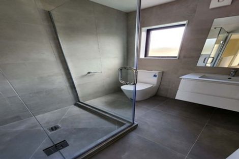 Photo of property in 45c Greenvalley Rise, Glenfield, Auckland, 0629