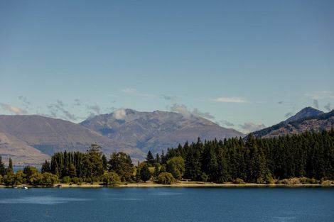 Photo of property in 513 Peninsula Road, Kelvin Heights, Queenstown, 9300