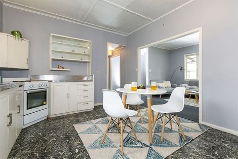 Photo of property in 1/11 Royton Avenue, Mangere East, Auckland, 2024