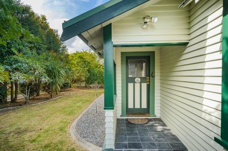 Photo of property in 10 Stanley Avenue, Palmerston North, 4414