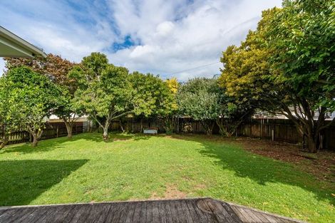 Photo of property in 35 Coleridge Drive, Enderley, Hamilton, 3214