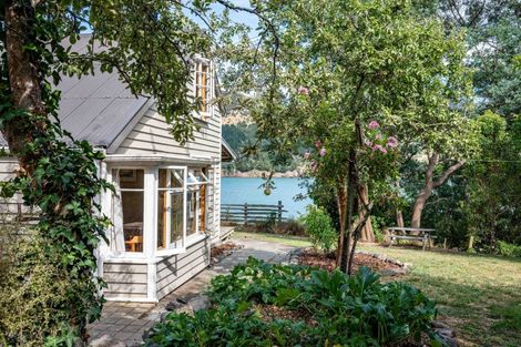 Photo of property in 118 Wharf Road, Pigeon Bay, 7583