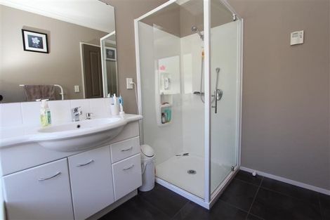 Photo of property in 5 Winslow Court, Huntington, Hamilton, 3210