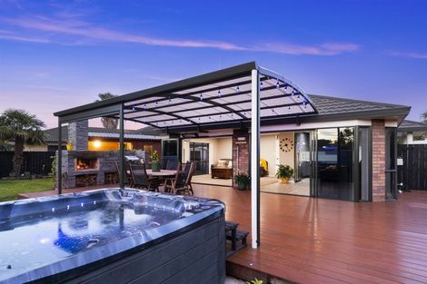 Photo of property in 10 Ocean Crest, Papamoa Beach, Papamoa, 3118