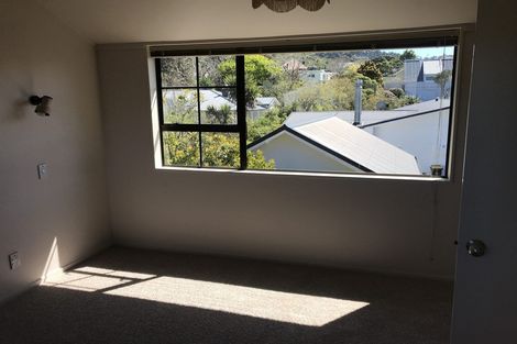 Photo of property in 2/136 Karori Road, Karori, Wellington, 6012