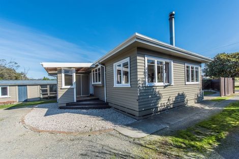 Photo of property in 166 Whitby Road, Wakefield, 7025