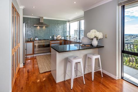 Photo of property in 80 Longhurst Terrace, Cashmere, Christchurch, 8022