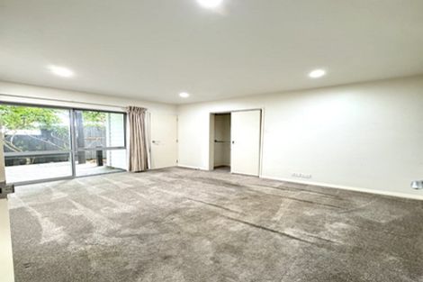 Photo of property in 479 Te Atatu Road, Te Atatu Peninsula, Auckland, 0610
