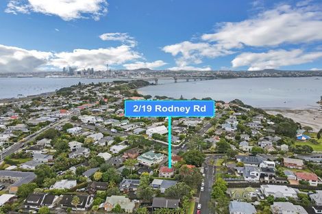 Photo of property in 2/19 Rodney Road, Northcote Point, Auckland, 0627
