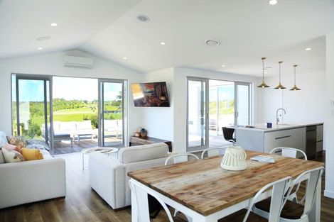 Photo of property in 33 Kia Kaha Drive, Snells Beach, 0920