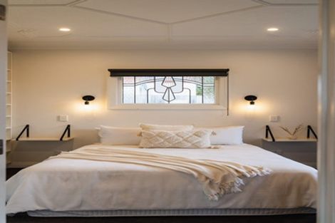 Photo of property in 11 Middleton Road, Kew, Dunedin, 9012