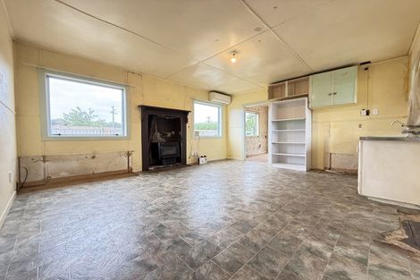 Photo of property in 110a Browne Street, Waitara, 4320