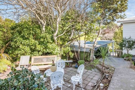 Photo of property in 3 Tainui Street, Raumati Beach, Paraparaumu, 5032