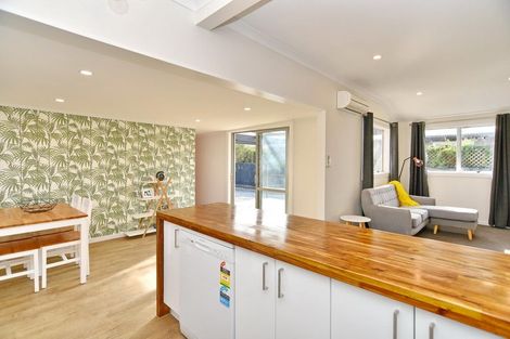 Photo of property in 94 Sinclair Street, New Brighton, Christchurch, 8083