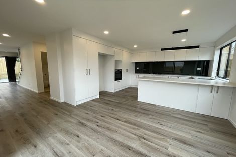 Photo of property in 27b Sunnyside Road, Sunnyvale, Auckland, 0612