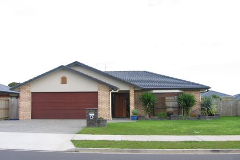 Photo of property in 5 Duntrune Road, Flat Bush, Auckland, 2016