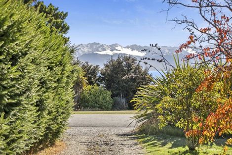 Photo of property in 32 Flora Dora Parade, Lake Hawea, Wanaka, 9382