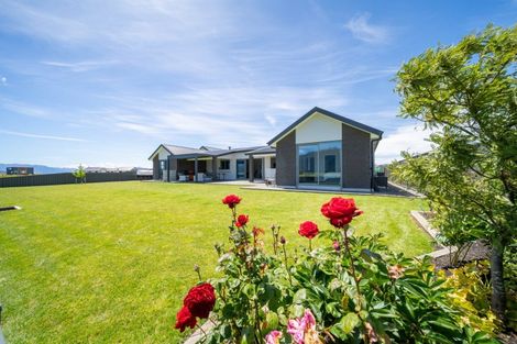 Photo of property in 21 Red Deer Place, Te Anau, 9600