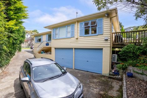 Photo of property in 4 Arapiko Street, Johnsonville, Wellington, 6037