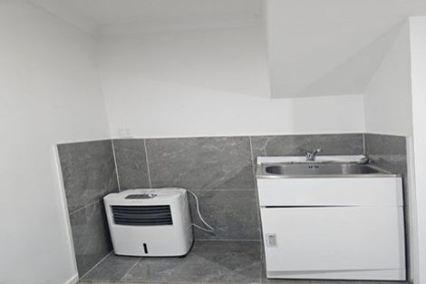 Photo of property in 8d Mahon Place, Papatoetoe, Auckland, 2025
