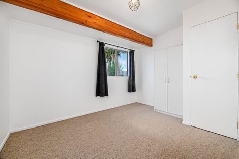 Photo of property in 30 Legacy Drive, Henderson, Auckland, 0612