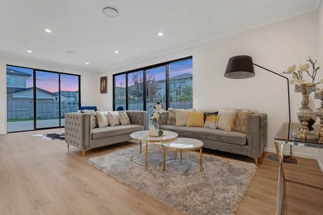 Photo of property in 14 Urney Drive, Flat Bush, Auckland, 2019