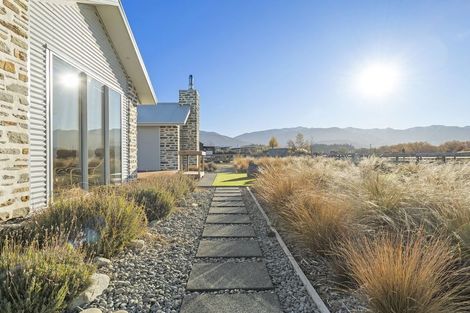 Photo of property in 2 Boundary Terrace, Twizel, 7999