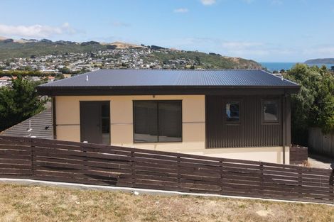 Photo of property in 2a Mapplebeck Street, Titahi Bay, Porirua, 5022