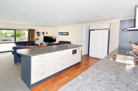 Photo of property in 77 Beach Street, Waikouaiti, 9510