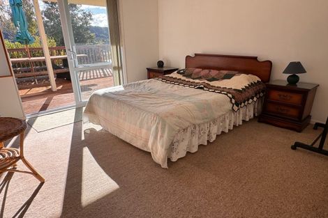 Photo of property in 4 Collins Place, Picton, 7220