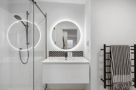 Photo of property in 75a Pendarves Street, New Plymouth, 4310