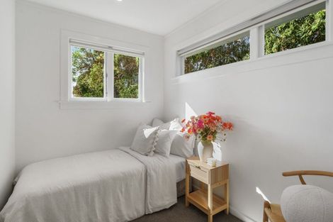 Photo of property in 69 Wakefield Avenue, Sumner, Christchurch, 8081