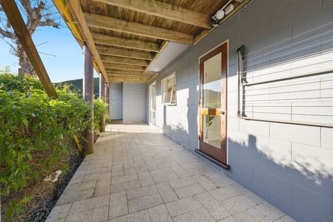 Photo of property in 24 Gills Road, Bucklands Beach, Auckland, 2014