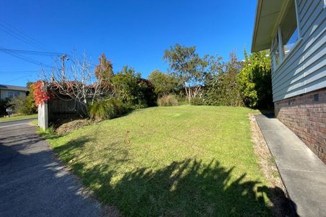 Photo of property in 36 Trinidad Road, Sunnynook, Auckland, 0620