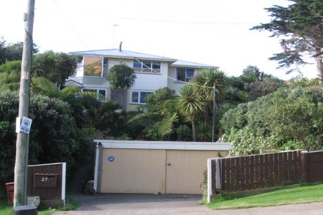 Photo of property in 27 View Road, Titahi Bay, Porirua, 5022