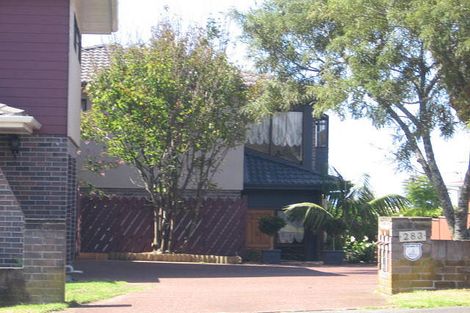 Photo of property in 3/283 Glenfield Road, Glenfield, Auckland, 0629