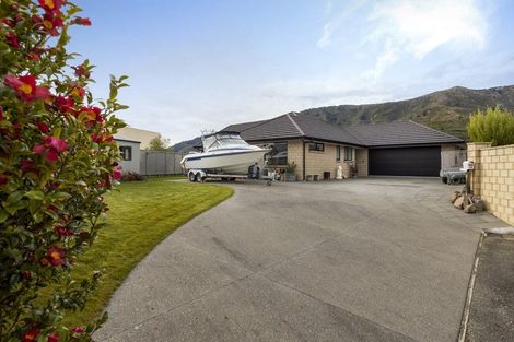 Photo of property in 10 Admiralty Place, Waikawa, Picton, 7220