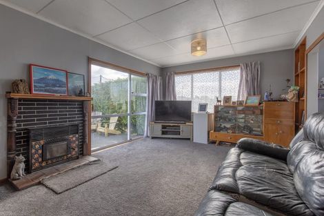 Photo of property in 27 Freyberg Terrace, Waipukurau, 4200