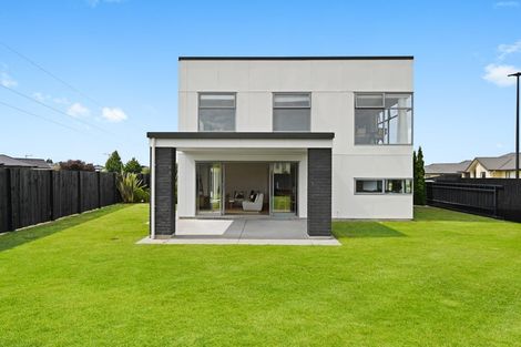 Photo of property in 1 Oolong Court, Huntington, Hamilton, 3210