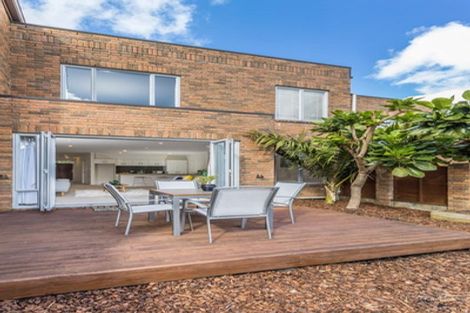 Photo of property in 5h Puka Street, Onehunga, Auckland, 1061