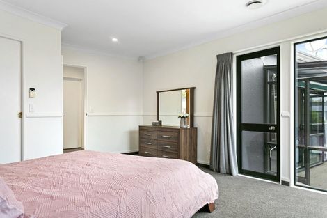 Photo of property in 2/73 Harvey Street, Waipahihi, Taupo, 3330